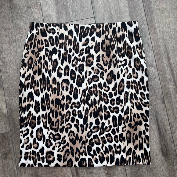 Chico's Black and White Knee-Length leopard Pencil Skirt 22/24 - Picture 1 of 7